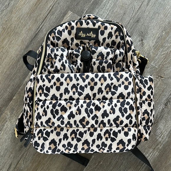 Itsy Ritsy Leopard Dream Backpack™ Diaper Bag & Pump Bag - Picture 1 of 4